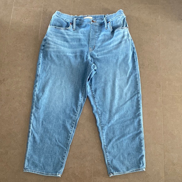 Madewell Pants - Madewell denim crops size 33